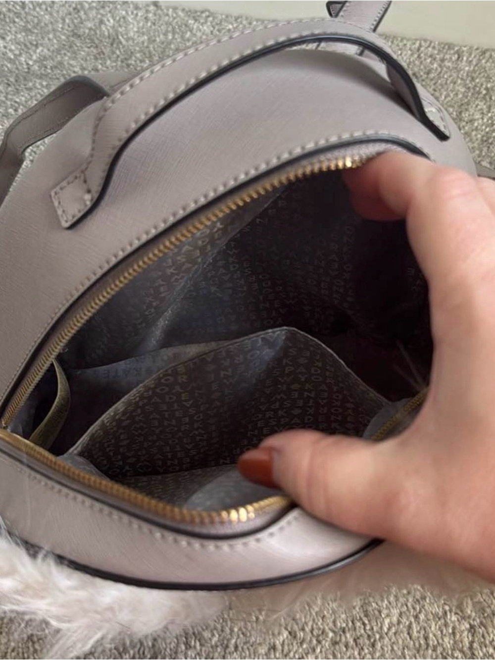 kate spade taupe leather owl backpack with cream fur trim - Picture 3 of 4